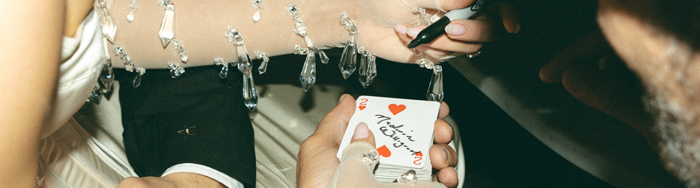 Magician Nice performing close-up magic for luxury hospitality guests on the French Riviera